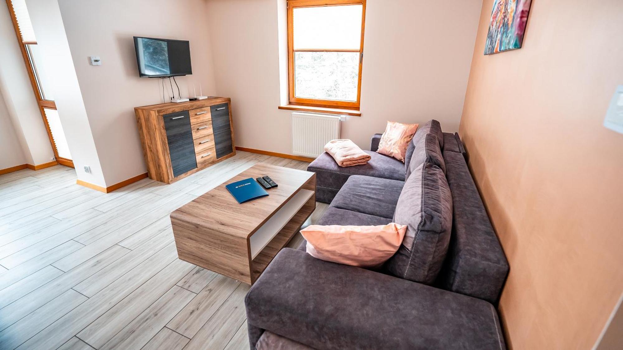 Apartamenty Sun & Snow Zielona Криница-Здруй Екстериор снимка