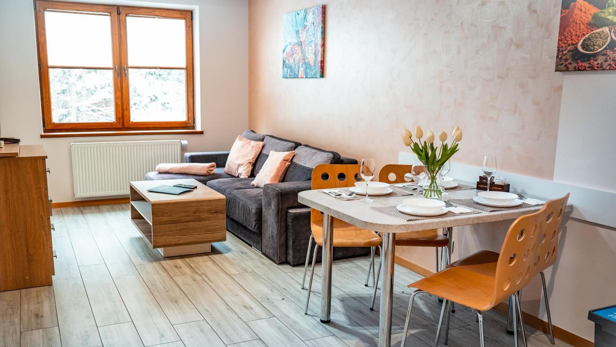 Apartamenty Sun & Snow Zielona Криница-Здруй Екстериор снимка